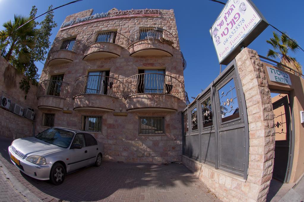 Faulty Towers Hotel Eilat Exterior photo
